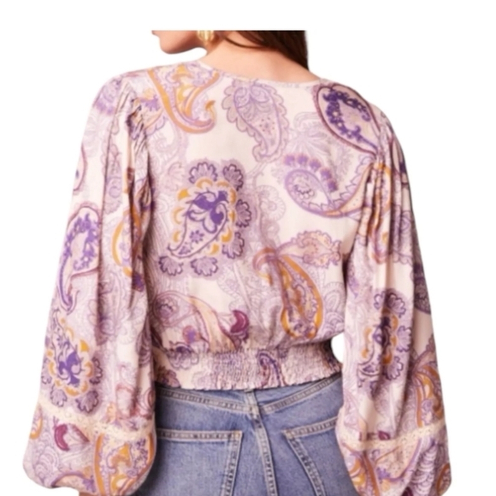Purple Cream Crop Blouse with Balloon Sleeves - Picture 3 of 9